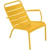 Image de Fermob - Fauteuil bas Luxembourg - Jaune - Aluminium laqué - Designer Frédéric Sofia