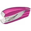 Image de Agrafeuse de table Leitz 5502 - pour agrafes 24/6 et 26/6 - rose métallisée - capacité 30 feuilles