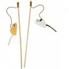 Image de Lot de canne à pêche pour chat avec souris en peluche à son et herbe Nobby Pet (x16) Beige 90 cm 53096