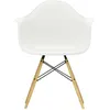 Image de Vitra - Fauteuil Eames Plastic Armchair - Blanc - Érable massif - Designer Charles & Ray Eames