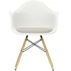Image de Vitra - Fauteuil Eames Plastic Armchair - Blanc - Mousse polyuréthane - Designer Charles & Ray Eames