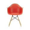 Image de Vitra - Fauteuil Eames Plastic - Rouge - Plastique recyclé post-consommation - Designer Charles & Ray Eames