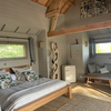 Image de Cabane sur Pilotis avec Jacuzzi Privatif à Beauville