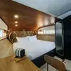 Image de Nuit Insolite sur un Bateau près de Giverny