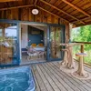 Image de Nuit en Cabane sur Pilotis avec Jacuzzi Privé près de Carcassonne