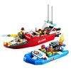 Image de Jouet de construction - LEGO - LE BATEAU DES POMPIERS 60005 - 187 pièces - Rouge - Dès 7 ans en occasion ou reconditionné