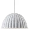 Image de Muuto - Suspension acoustique Under the bell - Blanc - Feutre PET recyclé - Designer Iskos-Berlin