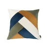 Image de Coussin patchwork réversible LARA bleu 45x45 BOBOCHIC