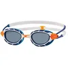 Image de Zoggs Predator Lunettes de natation flexibles polarisées avec protection UV, sangles de natation à réglage rapide, verres anti-buée pour adultes, ultra ajustés, bleu/blanc/fumée polarisée, coupe plus