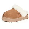 Image de UGG 1122550-CHE W DIS UETTE Women CHESTNUT EU 37