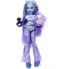 Image de Monster High Poupée Articulée Abbey Bominable  Fille du Yeti avec Mammouth Laineux Tundra , Accessoires Effrayants Inclus, À Collectionner, Jouet Enfant, A Partir De 4 Ans, HNF64