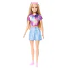 Image de Poupée Les Mystères de Barbie : Détectives de Plage « Malibu » avec tenue emblématique amovible et accessoires, lunettes de soleil incluses, JFV63