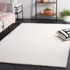 Image de SAFAVIEH Tapis Shag pour Salon, Salle à Manger, Chambre à Coucher - Tahoe Shag Collection, Tapis à Poil Long, Crème, 183 X 274 cm