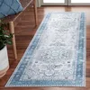 Image de SAFAVIEH Tapis Traditionnel Rug Idéal pour Les Zones à Fort Passage - Lavable en Machine - Arizona Collection, Tapis à Poil Court, in Bleu et Beige, 76 X 244 cm