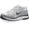 Image de Nike FD9876-101 P-6000 Femme White/Black-Metallic Silver EU 38.5