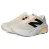 Image de New Balance Chaussures de Course FuelCell Supercomp Trainer V3 pour Femme, Angora/Mangue Chaude/Noir, 38 EU