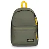 Image de Eastpak Out of Office Sac à dos 27L (44 x 29,5 x 22 cm), compartiment ordinateur 13 15 , sac école et travail résistant et déperlant avec bretelles rembourrées - KONTRAST KHAKI YELLOW