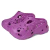Image de Crocs Sabots en cage pour femme, Grapeberry, 38-39 EU