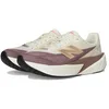 Image de New Balance Femme FuelCell Rebel V5 Chaussure de Course, Beige, 36.5 EU
