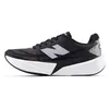Image de New Balance Femme FuelCell Rebel v5 Chaussure de Course, Black/White/Silver Metallic, 41.5 EU