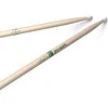 Image de ProMark Classic Forward 747 Hickory Drumsticks, pointe ovale en nylon, 1 paire