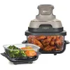 Image de NINJA CRISPi Air Fryer Design Compact, 2 Capacités Interchangeables en Verre avec Couvercles, Capacité 3,8L ou 1,4L, 4-en-1, Pièces Amovibles lavables au lave-vaisselle, Stone/Or FN101EUSTGD