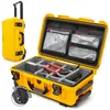 Image de NANUK 935 Pro Photo Kit - Valise Rigide étanche pour Appareil Photo, avec séparateurs rembourrés et roulettes, 56 x 36 x 23 cm - Antipoussière et résistante aux Chocs, homologuée Bagage (Jaune)