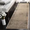 Image de SAFAVIEH Tapis Traditionnel Pour Salon, Salle à manger, Chambre à coucher - Vintage Collection, Tapis à poil court, Beige chaud, 99 X 170 cm