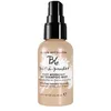 Image de Bumble and bumble. Prêt-à-powder Shampooing sec post-effort | Shampooing en spray pour le sport | Anti-odeur et transpiration | Cuir chevelu et cheveux bouclés, ondulés, lisses, 45 ml