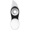 Image de OXO Good Grips   Coupe-avocat 3 en 1 - Coupe-avocat avec lame à dénoyauter et trancheuse   Blanc