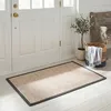 Image de SAFAVIEH Tapis en Fibres Naturelles Salon, Salle à Manger, Chambre à Coucher - Natural Fiber Collection, Tapis à Poil Court, Naturel et Noir, 76 X 122 cm