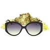 Image de GUESS lunettes, modèle GU7917, couleur yellow