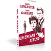 Image de Un enfant attend