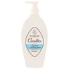 Image de Rogé Cavaillès - SOIN NATUREL TOILETTE INTIME ANTI-BACTERIEN 100 ml Hygiène intime 250 ml female