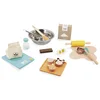 Image de Janod - Mon Atelier Pâtisserie - Jouet d'Imitation Cuisine et Dinette - 19 Accessoires en Bois et Feutrine - Certifié FSC - Peinture à l'eau - Dès 3 Ans, J06618