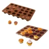 Image de Lot de 2 Flexi'Plaques en silicone - 20 mini-muffins et 24 mini-canelés Mathon