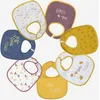 Image de Trois Kilos Sept - Lot de 7 Bavoirs Bébé - Imperméables, Absorbants & Doux - Petites Filles 1er âge - de 4 à 12 Mois - Ouverture/Fermeture Scratch - Motif Little Flower (Petite Fleur).