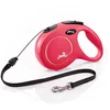 Image de flexi® Classic M | Laisse à enrouleur à cordon de 8 m pour chiens jusqu'à 20 kg | Rouge | laisse à enrouleur pour chien | Poids : 350 g | Dimensions : 12,2 x 19,5 cm