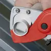 Image de Knipex 90 20 185 Coupe-tube Adapté pour (technique disolation) tubes en plastique, tuyaux 25 mm