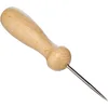 Image de Rayher aiguille de piquage avec manche en bois naturel aiguille à piquer peint pour réaliser de jolies perforations sur du papier, du tissu très fin etc. lot de 1 poinà§on à une pointe beige