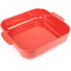 Image de PEUGEOT - Plat Four En Céramique Carré - 36 cm (anses comprises) x 31 cm x 8,2 cm - Contenance : 5,4 L - Garanti 10 Ans - Fabrication Française - Coloris Rouge