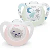 Image de NUK Star Night & Day Tétine pour bébé | 0-6 mois | Sucettes phosphorescentes | Silicone sans BPA | Chat rose | 2 pièces