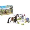 Image de Playmobil 71355 Zoe & Blaze avec Parcours d'obstacles - Horses of Waterfall - avec 1 Cheval et 1 Personnage - fabriqué avec Plus de 80% de matériaux recyclés ou biosourcés en Moyenne. Dès 5 Ans
