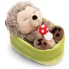 Image de NICI doudou hérisson avec amanite tue-mouches dormant dans le panier - marron - Peluche douce, adorable pour câliner et jouer, pour enfants et adultes - 61583