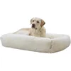 Image de Kerbl Pet lit Douillet Fluffy, lit pour Chien, lit pour Chat, crème 80x60x22 cm, Polyester, pour Chats, Base antidérapante, Rembourrage Moelleux
