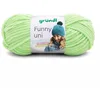 Image de Gründl Laine Funny uni   laine chenille douce pour crocheter   douillette et douce pour la peau   100% polyester   1 pelote 100 g / 120 m   taille d’aiguille 5   6   vert clair