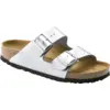 Image de Birkenstock Sandales Arizona Femme en Birko-Flor Argent pour un style décontracté et un confort optimal.