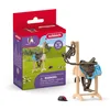 Image de Schleich 42613 Accessoires Chariot Porte Selle & Brides, dès 5 Ans, Horse Club - Accessoire, 9 x 5 x 14 cm