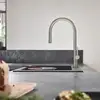 Image de hansgrohe LivaFine Mitigeur de cuisine pivotant avec douchette extractible, 72862800,