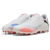 Image de Puma Future 8 Play MgSoccer Chaussures Unisexes, Puma Puma Blanche, Noire, Rouge éclatante, 43 EU